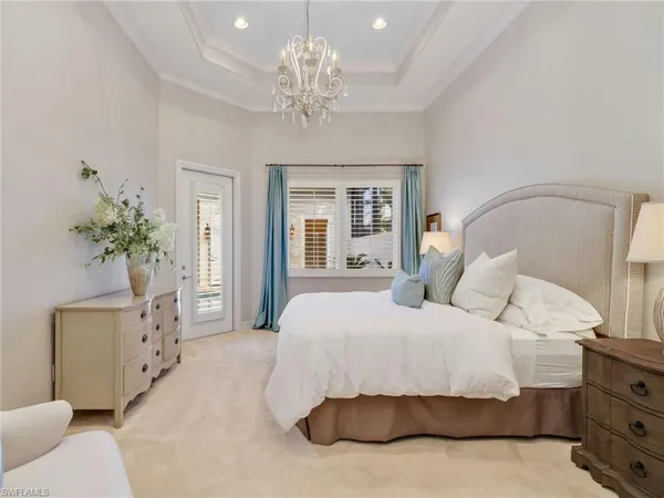 $1,645,000 | 8862 Shenendoah Circle, Naples, FL 34113