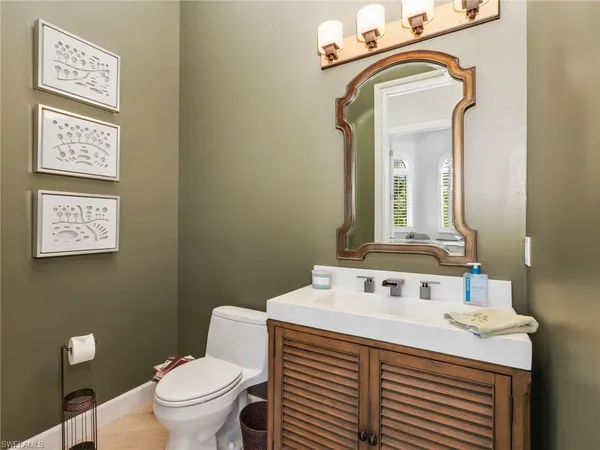 $1,645,000 | 8862 Shenendoah Circle, Naples, FL 34113