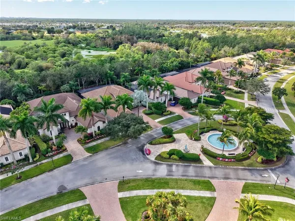 $1,645,000 | 8862 Shenendoah Circle, Naples, FL 34113