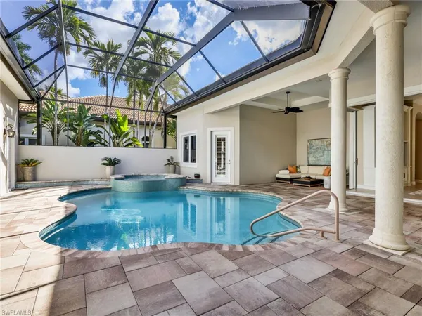 $1,645,000 | 8862 Shenendoah Circle, Naples, FL 34113