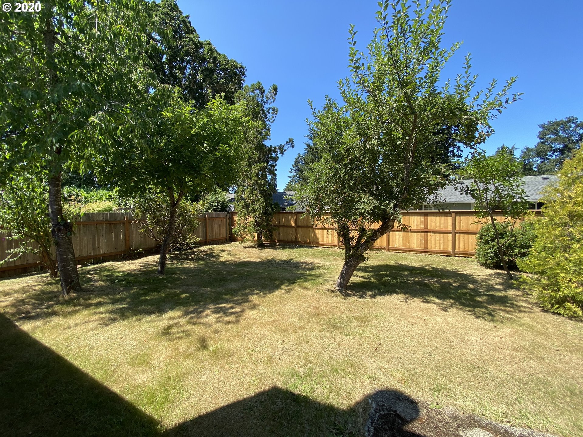 25073 Perkins Road Veneta, OR 97487 - Photo 11 of 32 Gallery Image 11