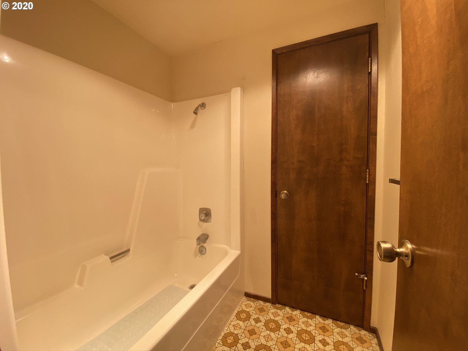 25073 Perkins Road Veneta, OR 97487 - Photo 26 of 32 Gallery Image 26