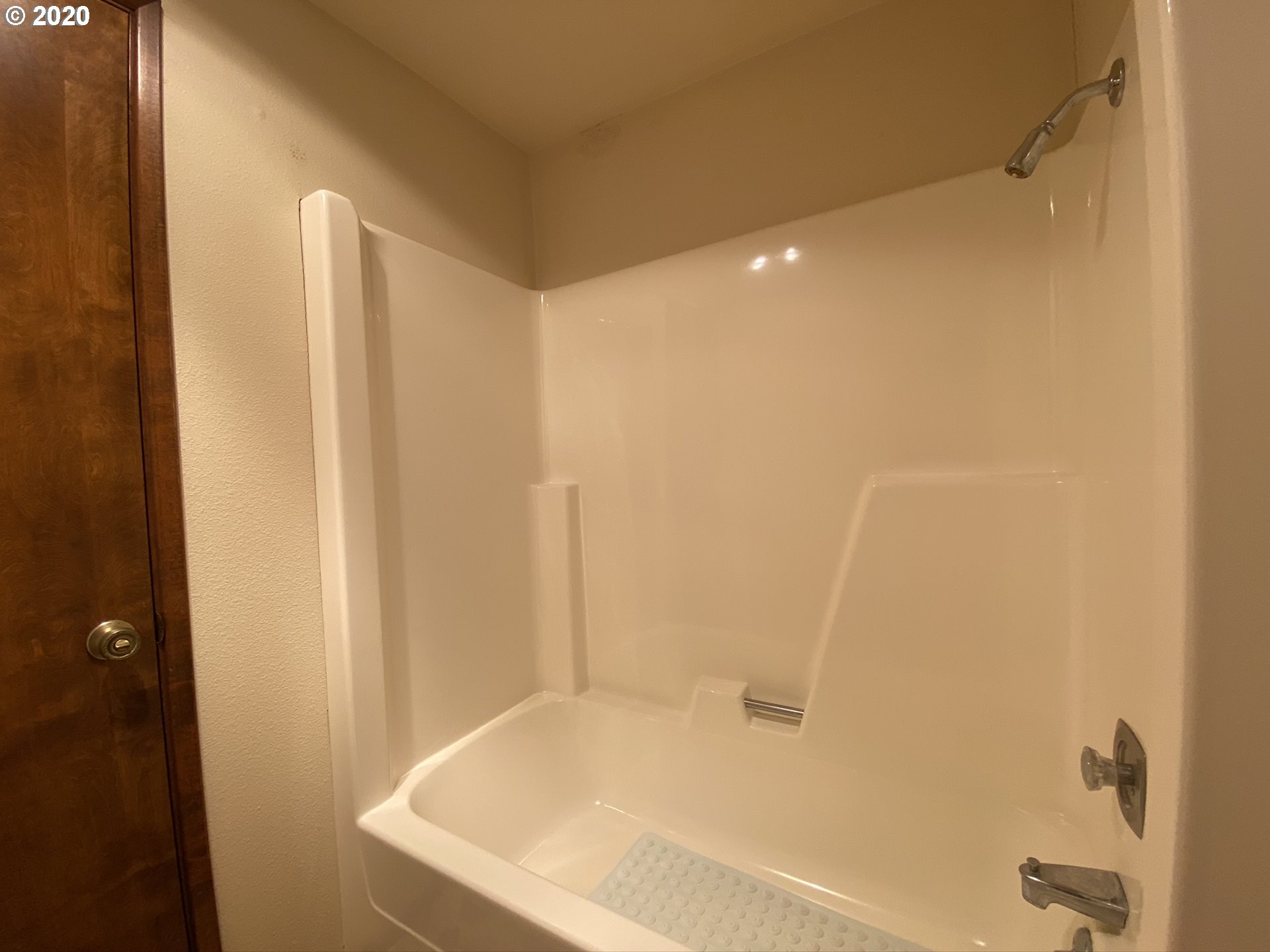 25073 Perkins Road Veneta, OR 97487 - Photo 27 of 32 Gallery Image 27