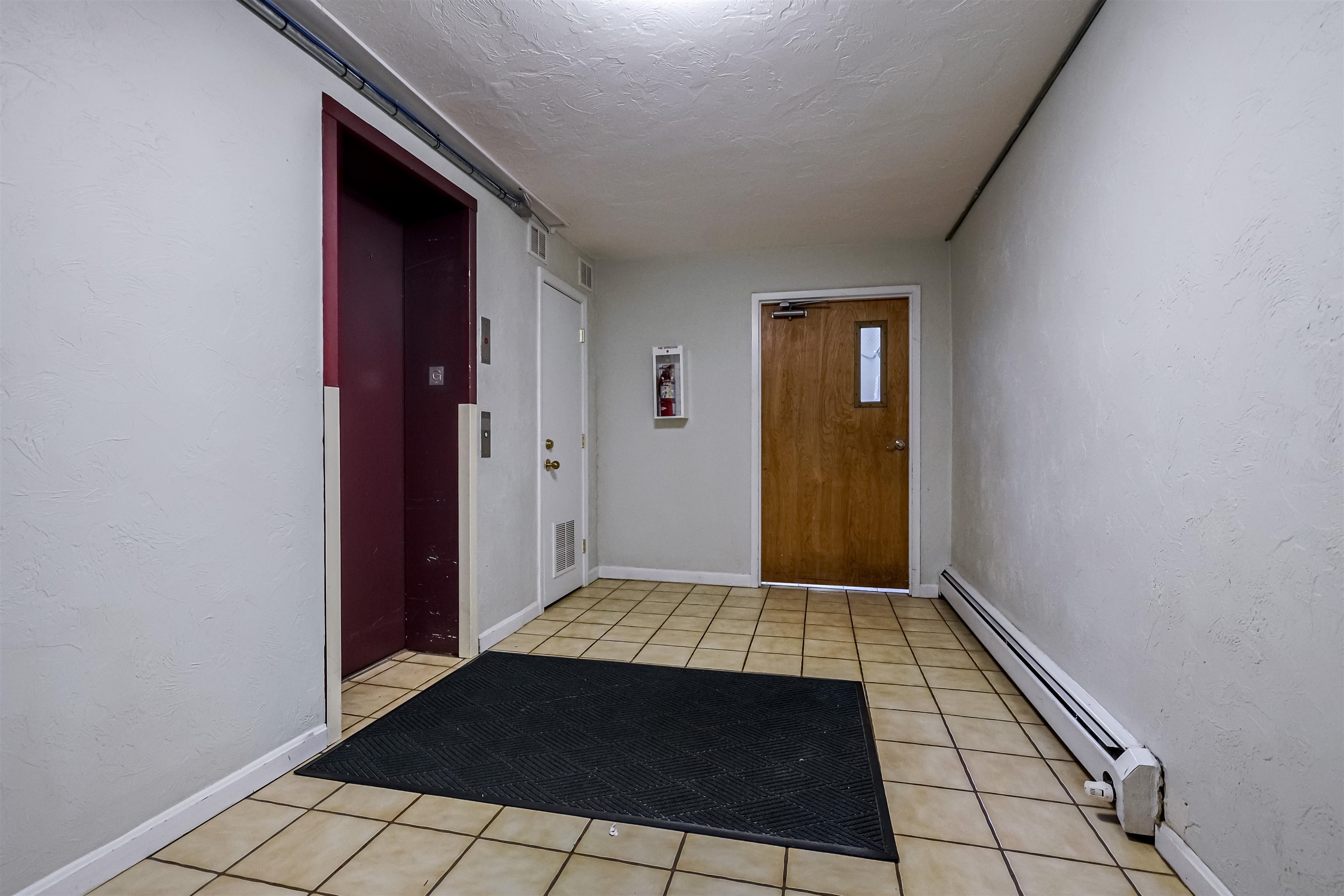 210 Brook Village Road, Unit 7 Nashua, NH 03062 - Photo 19 of 31