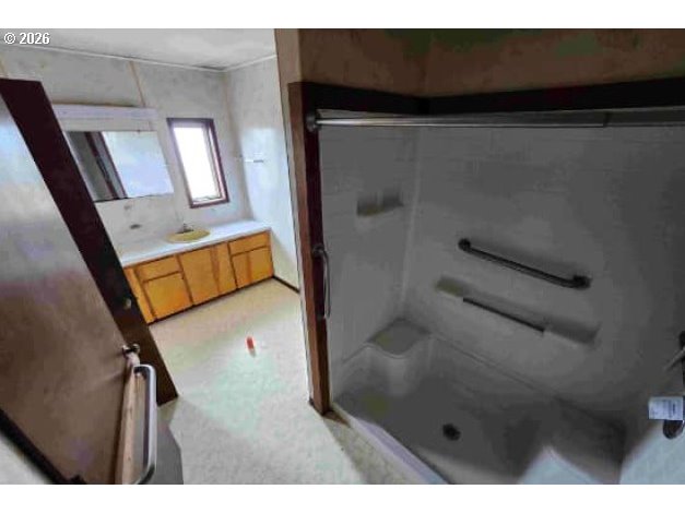 830 3rd Street Southeast Bandon, OR 97411 - Photo 10 of 16