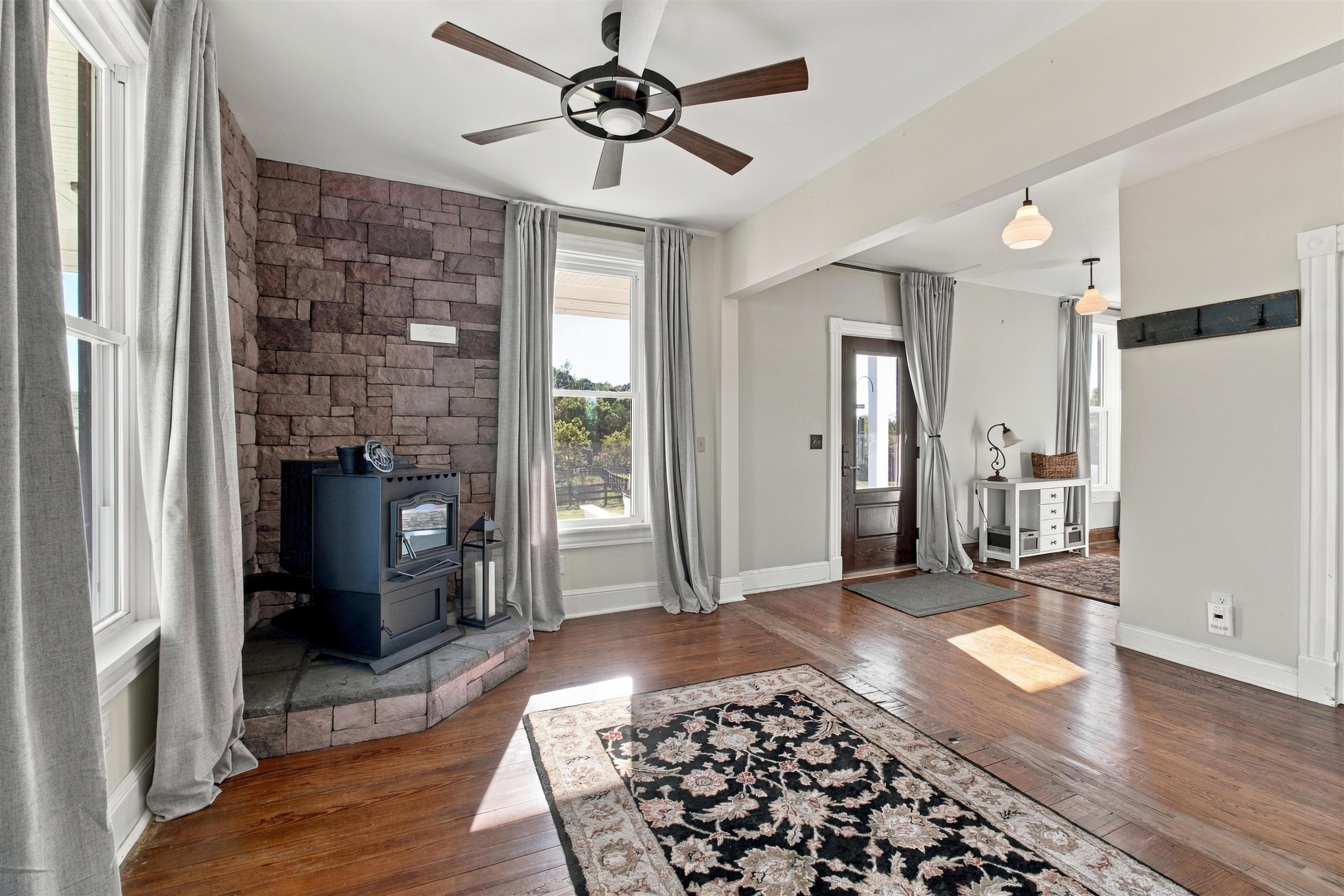 374 Goose Cr Road Raphine, VA 24472 - Photo 6 of 75 Gallery Image 6