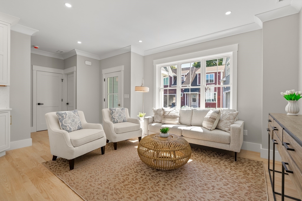 42 Lyons Street, Unit 42 Quincy, MA 02169 - Photo 7 of 41
