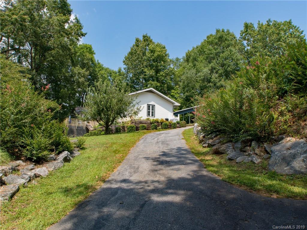 3486 Silver Creek Road Mill Spring, NC 28756 - Photo 3 of 31