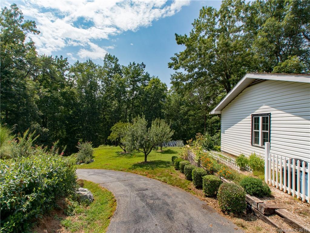 3486 Silver Creek Road Mill Spring, NC 28756 - Photo 4 of 31