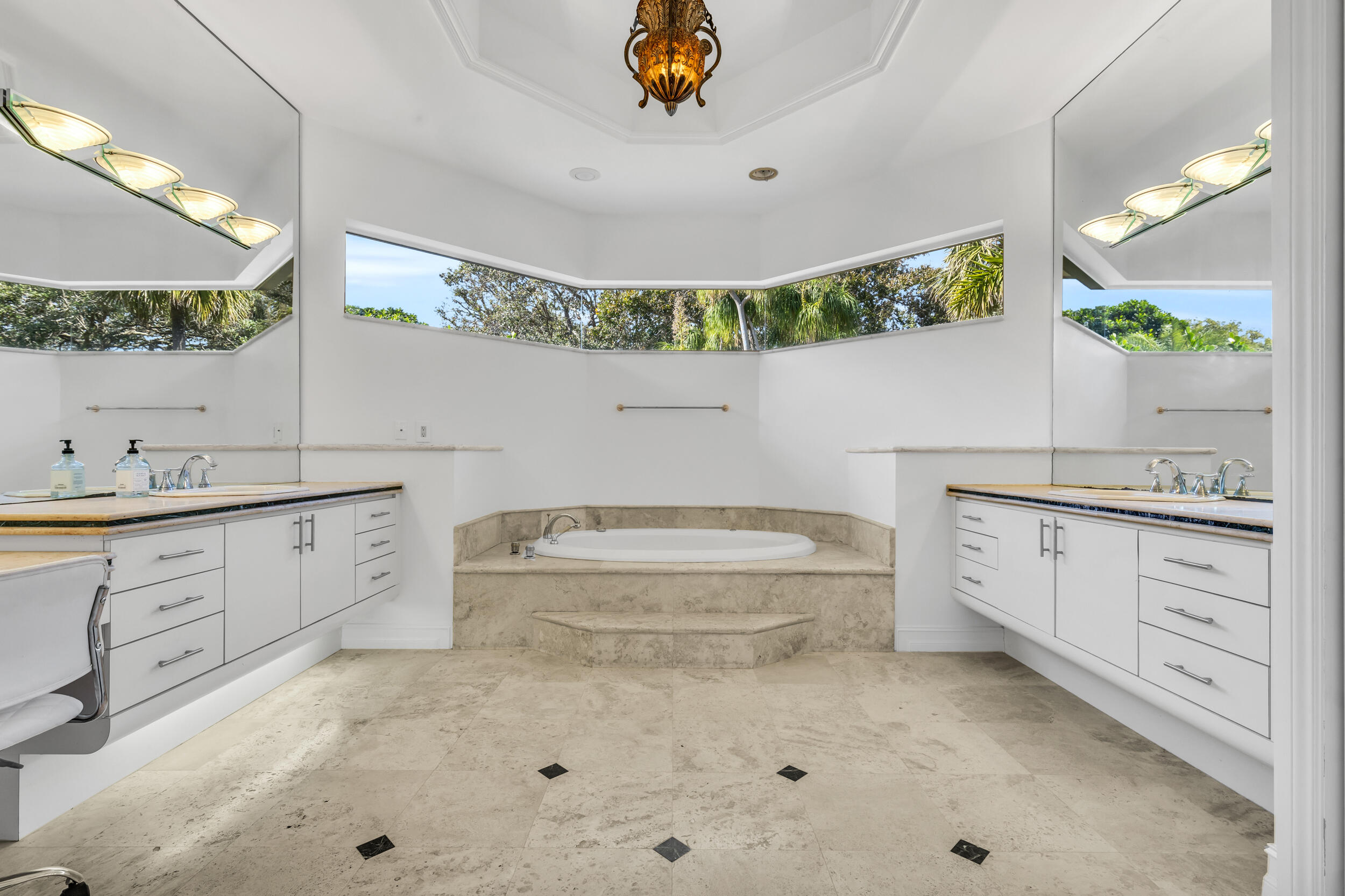 2375 Rabbit Hollowe Circle Delray Beach, FL 33445 - Photo 45 of 62 Primary Ensuite Bathroom