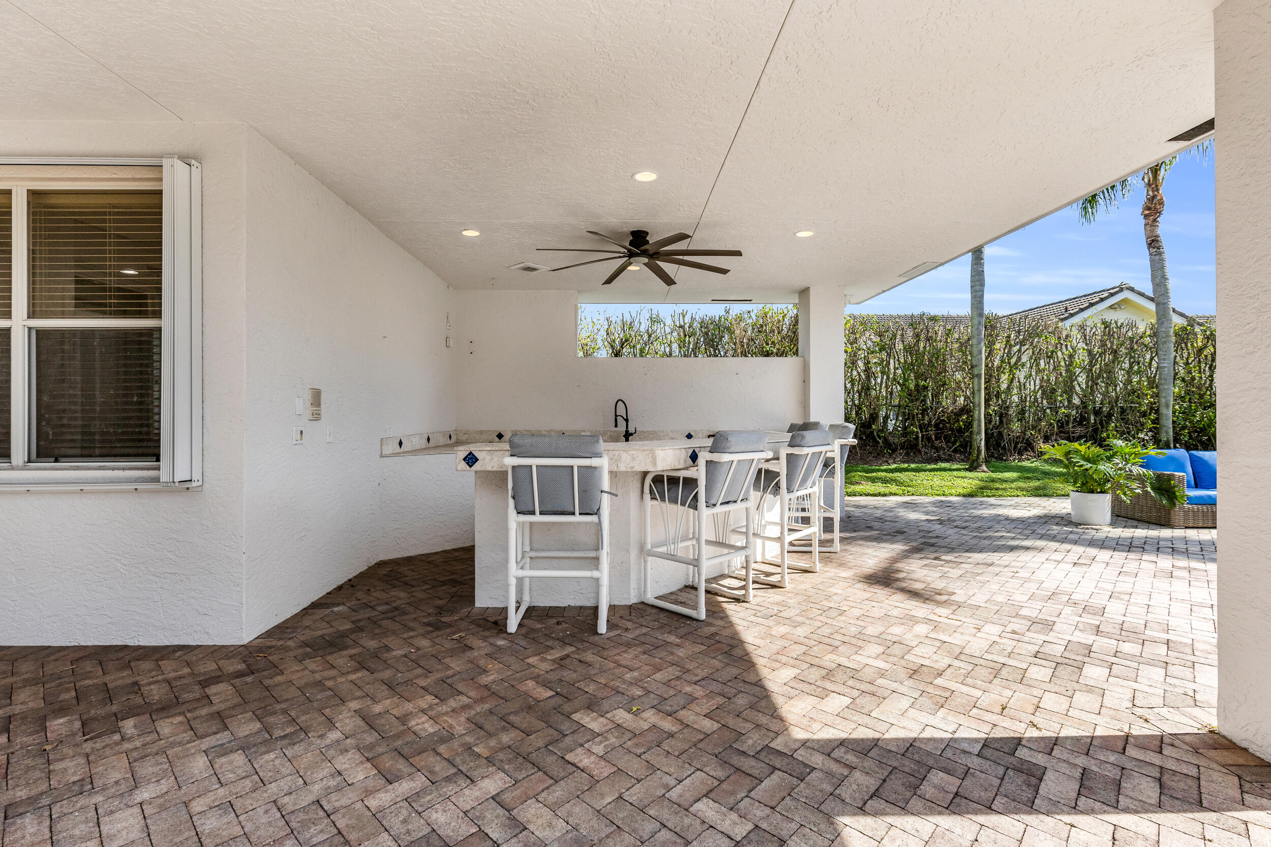 2375 Rabbit Hollowe Circle Delray Beach, FL 33445 - Photo 50 of 62 Covered Bar & Grill Area