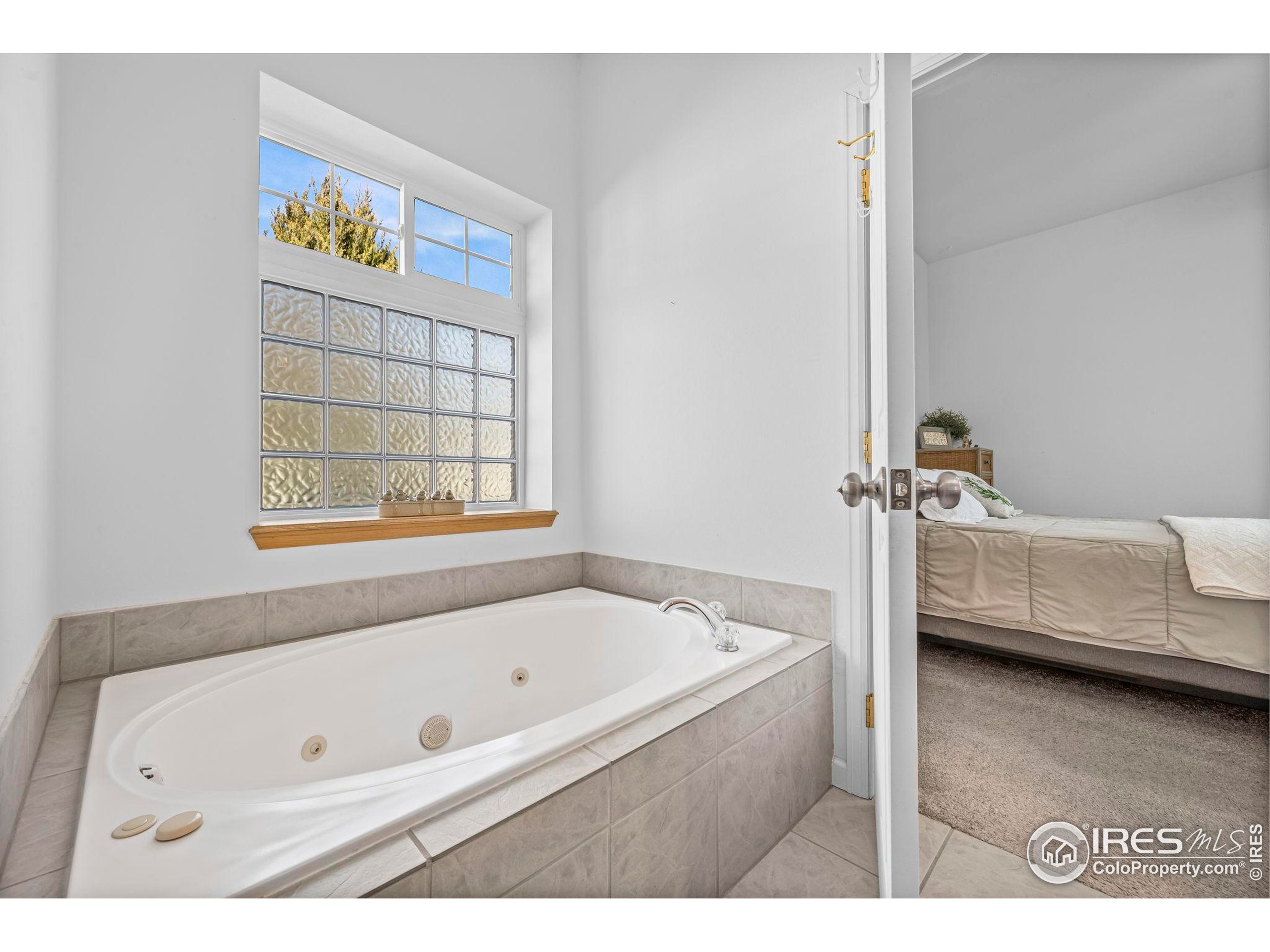 925 Falcon Ridge Court Eaton, CO 80615 - Photo 23 of 32