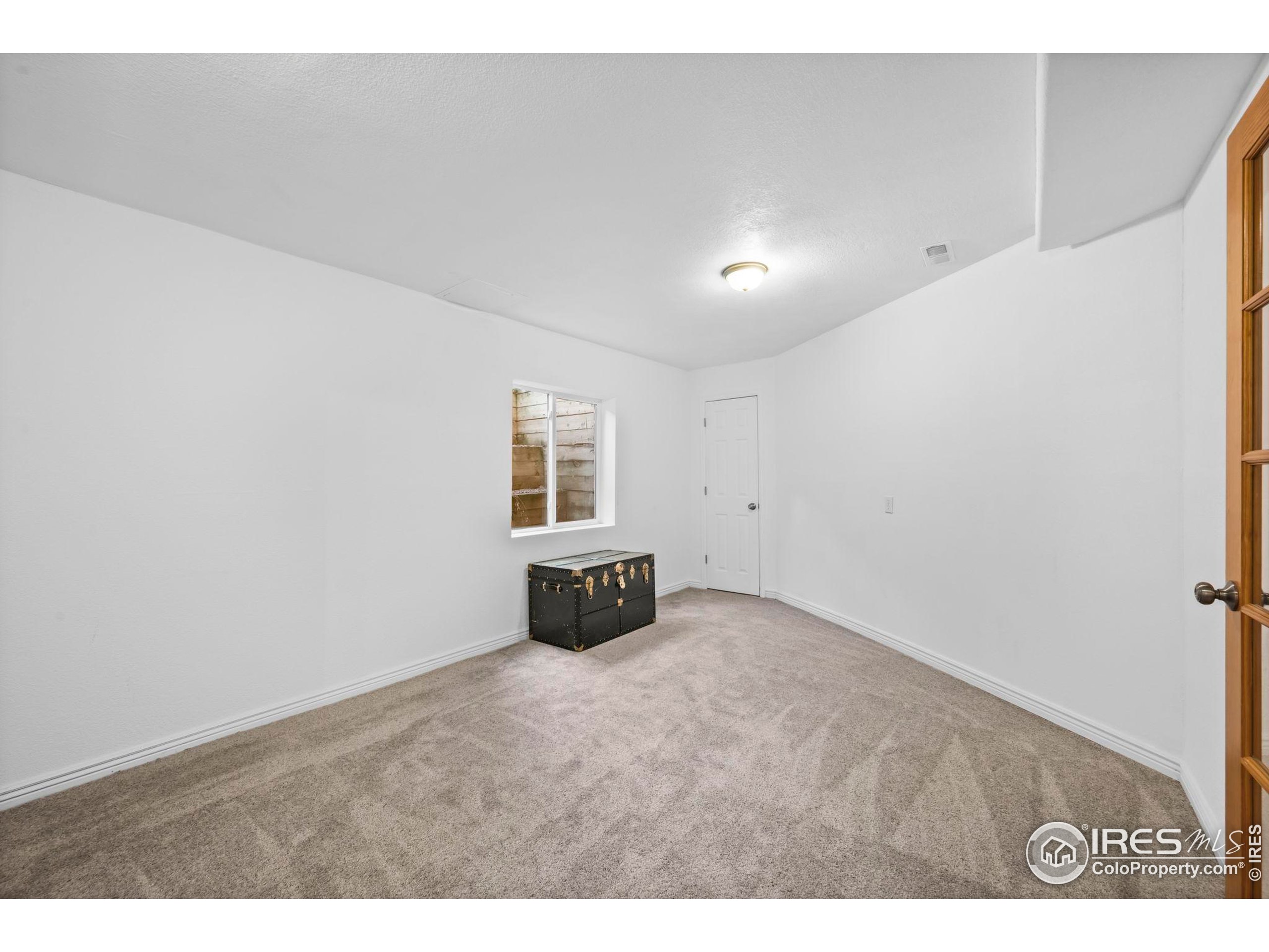 925 Falcon Ridge Court Eaton, CO 80615 - Photo 24 of 32