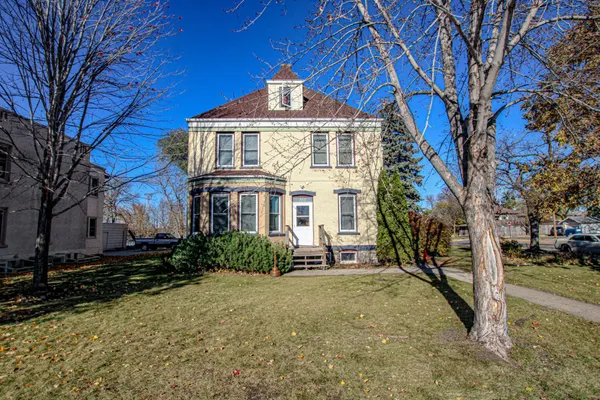 $399,900 | 303 6th Avenue West, Alexandria, MN 56308