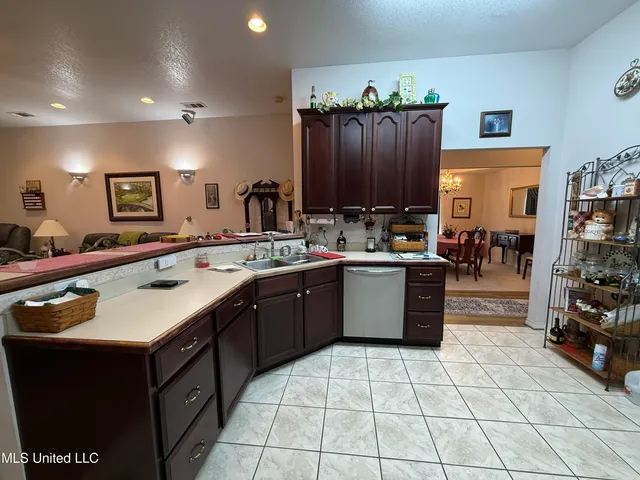 $339,500 | 1709 Fairway Drive, Gautier, MS 39553