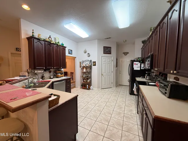 $339,500 | 1709 Fairway Drive, Gautier, MS 39553