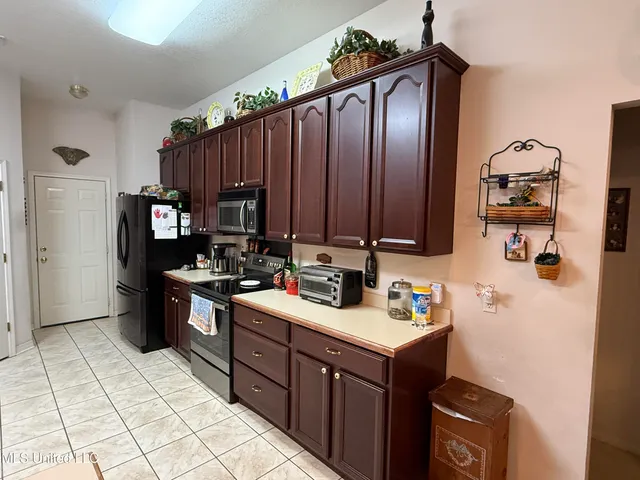 $339,500 | 1709 Fairway Drive, Gautier, MS 39553