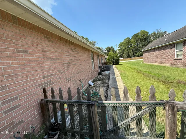 $339,500 | 1709 Fairway Drive, Gautier, MS 39553