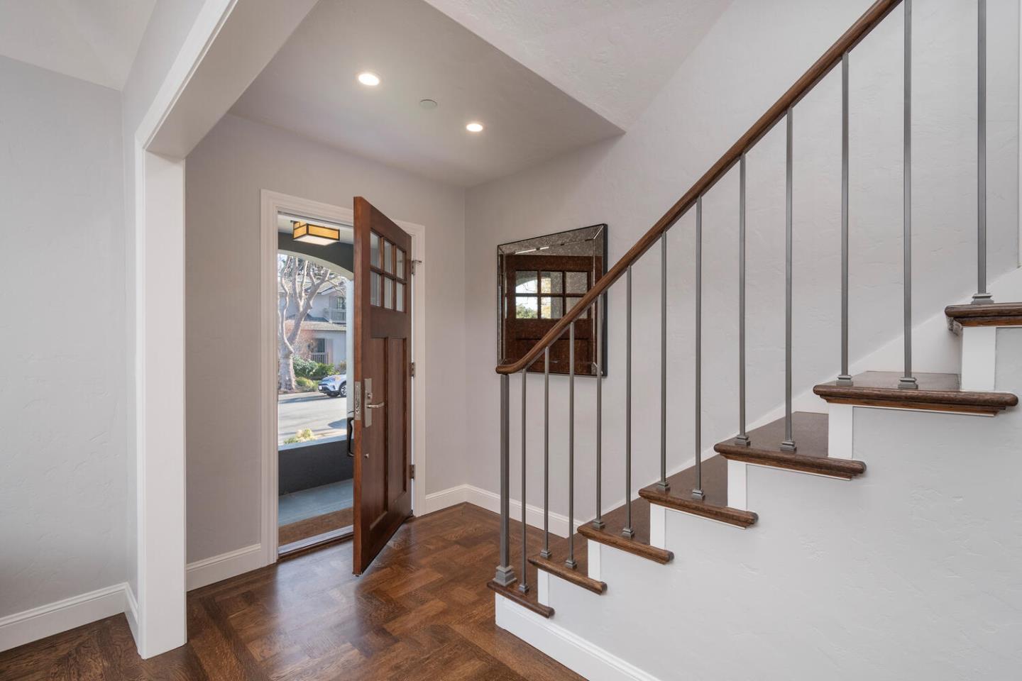 406 Avila Road San Mateo, CA 94402 - Photo 4 of 38 Gallery Image 4