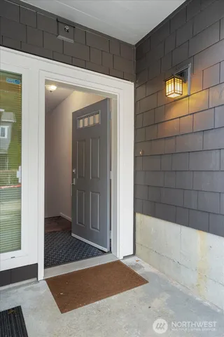 $449,950 | 5589 Lakemont Boulevard Southeast, Unit 1702, Bellevue, WA 98006