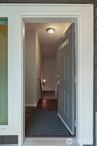 $449,950 | 5589 Lakemont Boulevard Southeast, Unit 1702, Bellevue, WA 98006