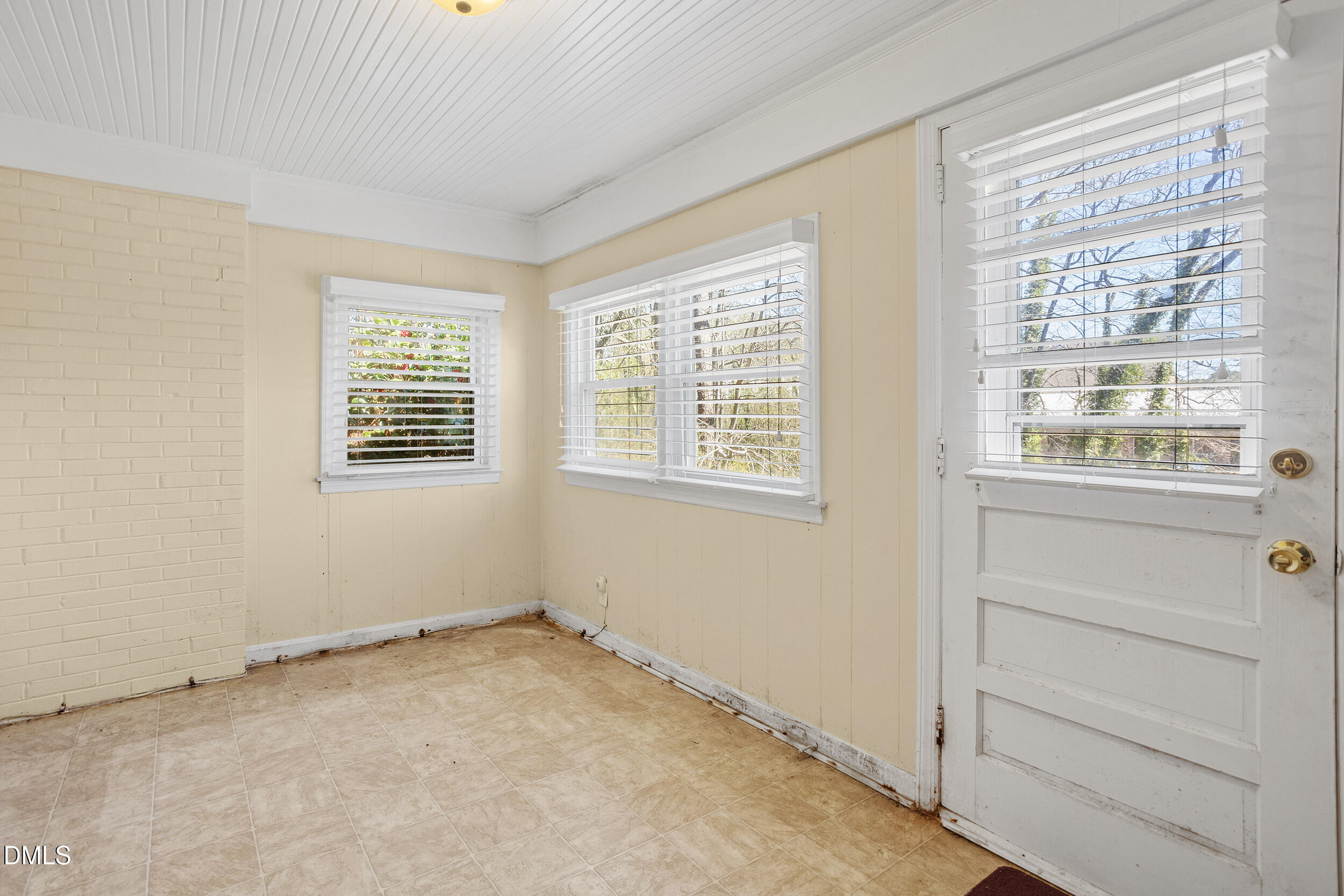 5011 Old Stage Road Raleigh, NC 27603 - Photo 25 of 29 a view of an empty room with a window