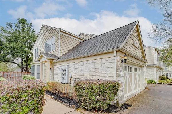 $224,000 | 13600 Breton Ridge Street, Unit 6A, Houston, TX 77070