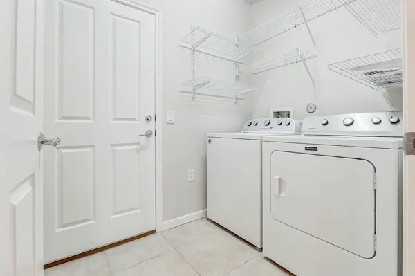 $224,000 | 13600 Breton Ridge Street, Unit 6A, Houston, TX 77070