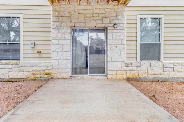 $224,000 | 13600 Breton Ridge Street, Unit 6A, Houston, TX 77070