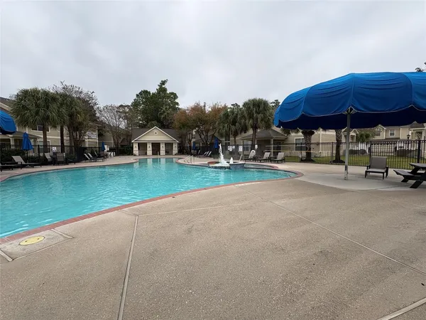 $224,000 | 13600 Breton Ridge Street, Unit 6A, Houston, TX 77070