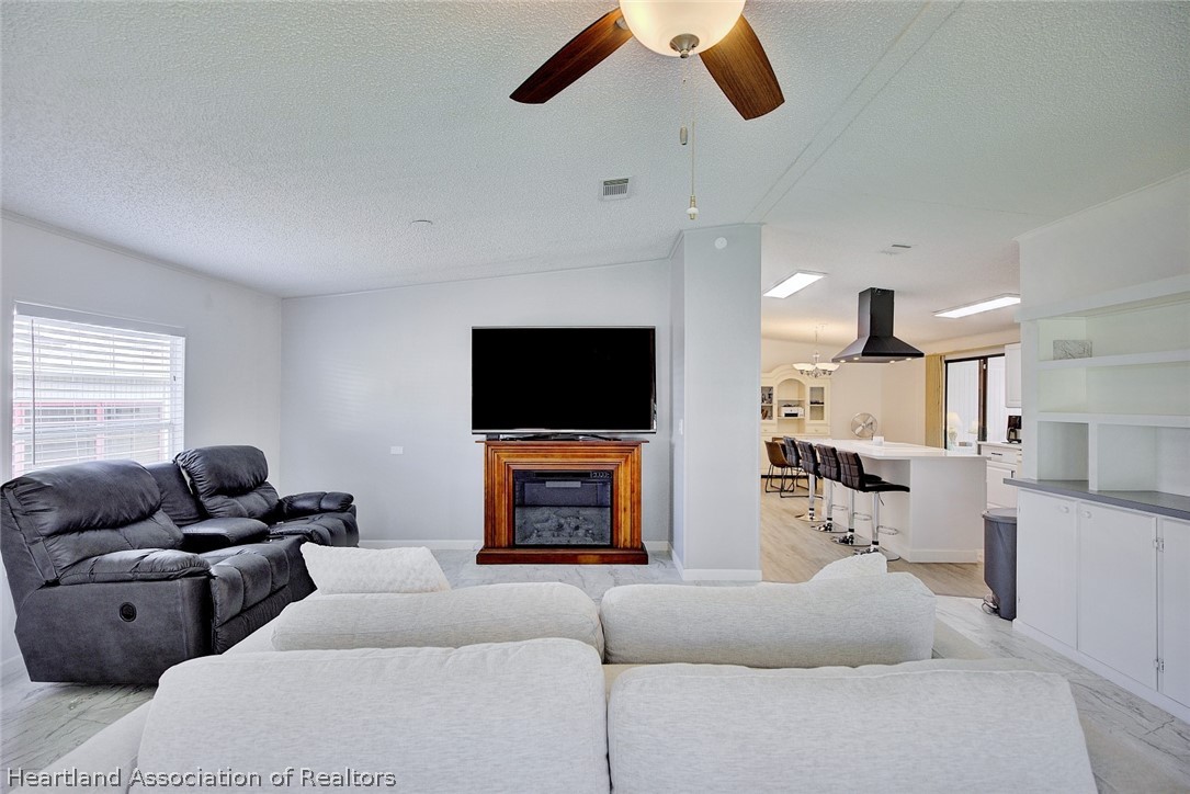 1567 Caribbean Road Sebring, FL 33870 - Photo 14 of 45