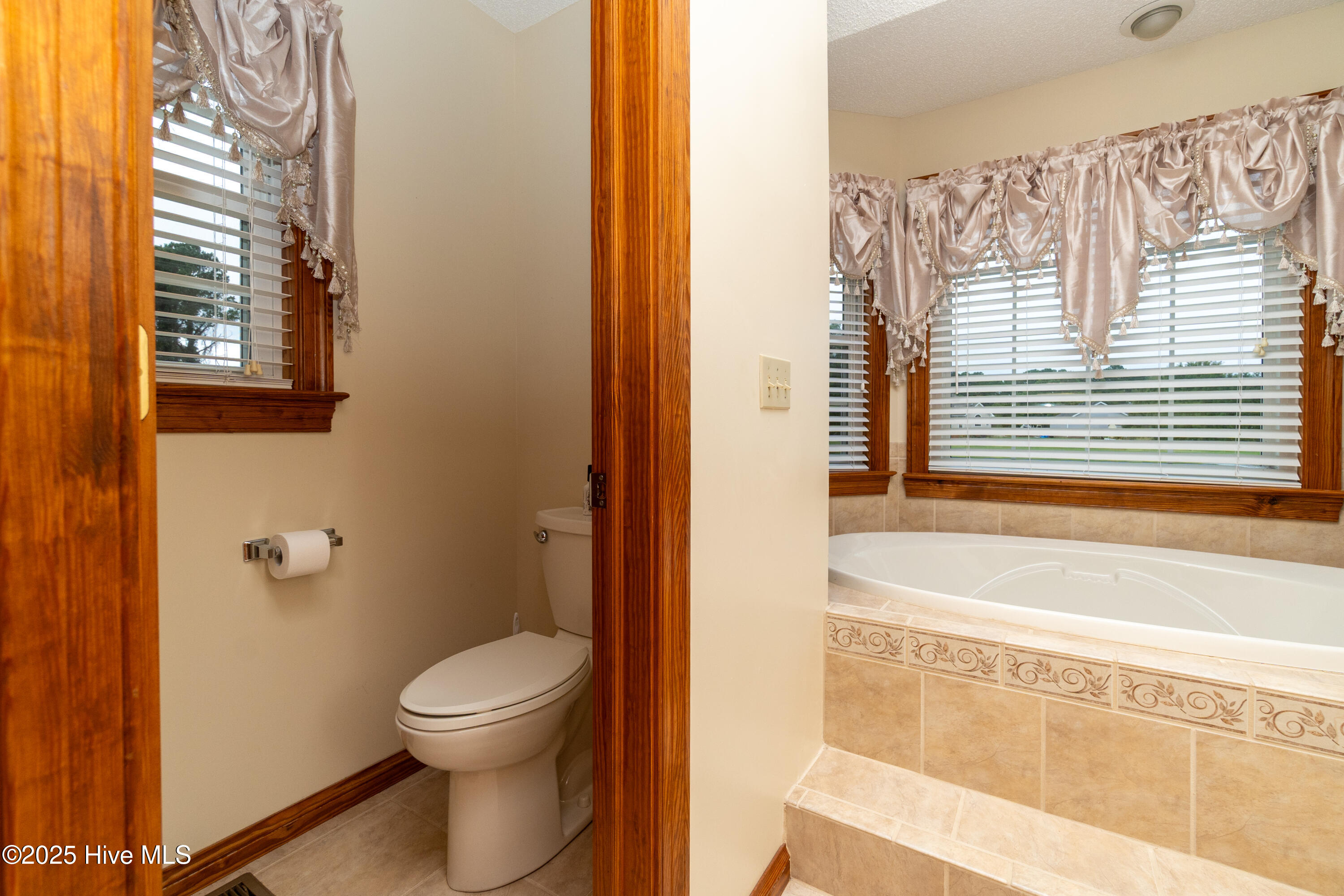 122 Dozier Road Moyock, NC 27958 - Photo 20 of 30 Bathroom 1