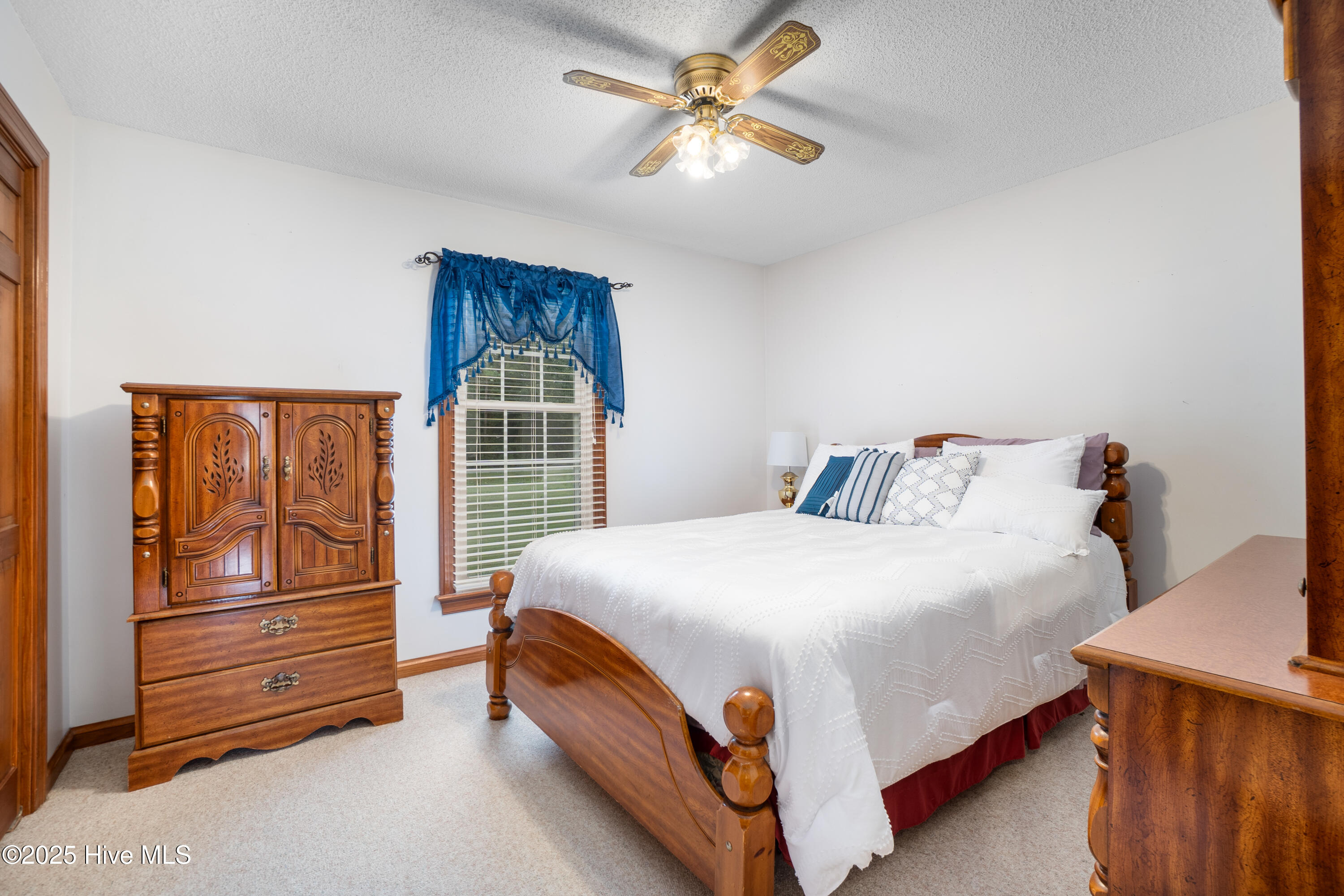 122 Dozier Road Moyock, NC 27958 - Photo 21 of 30 Bedroom 2