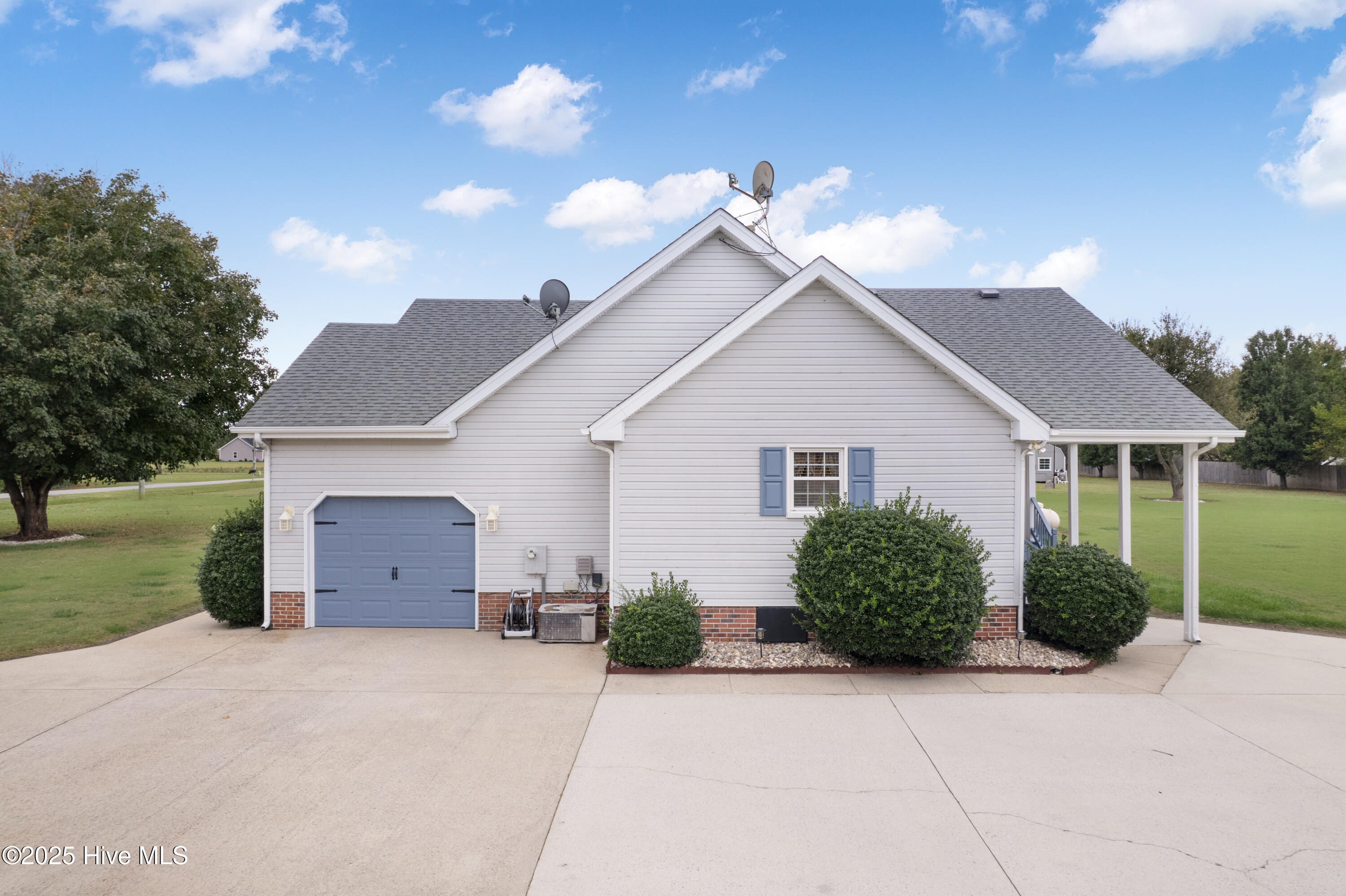 122 Dozier Road Moyock, NC 27958 - Photo 3 of 30 DJI_0146