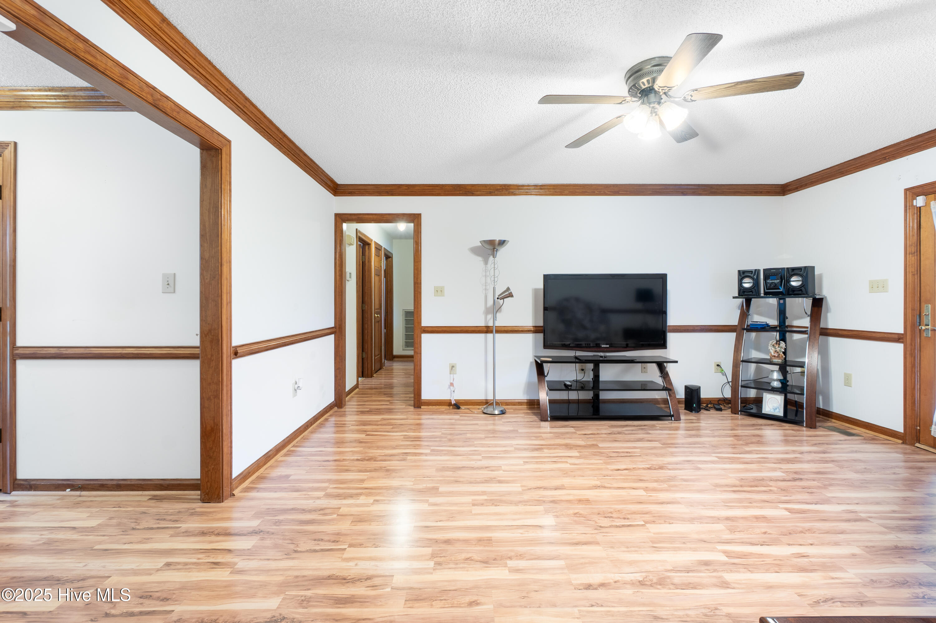 122 Dozier Road Moyock, NC 27958 - Photo 8 of 30 DSC09215