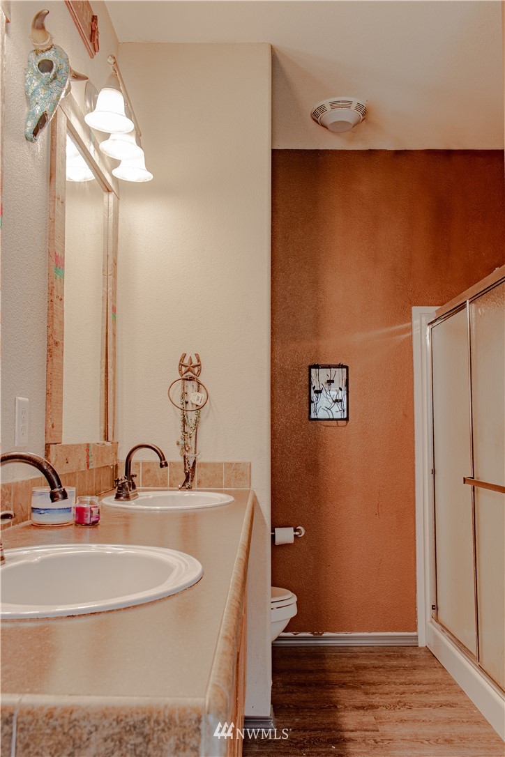 652 Gore Road Onalaska, WA 98570 - Photo 11 of 25 Gallery Image 11
