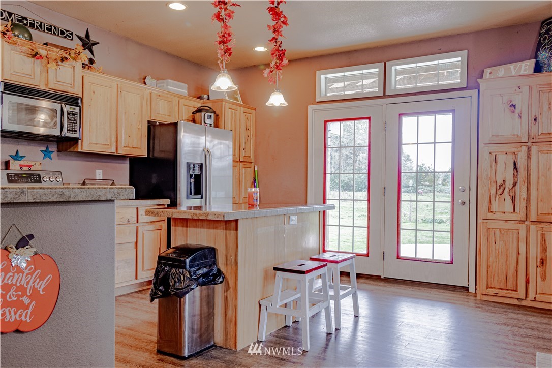 652 Gore Road Onalaska, WA 98570 - Photo 6 of 25 Gallery Image 6