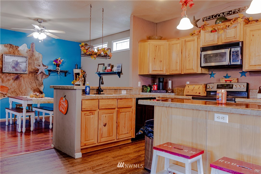 652 Gore Road Onalaska, WA 98570 - Photo 7 of 25 Gallery Image 7