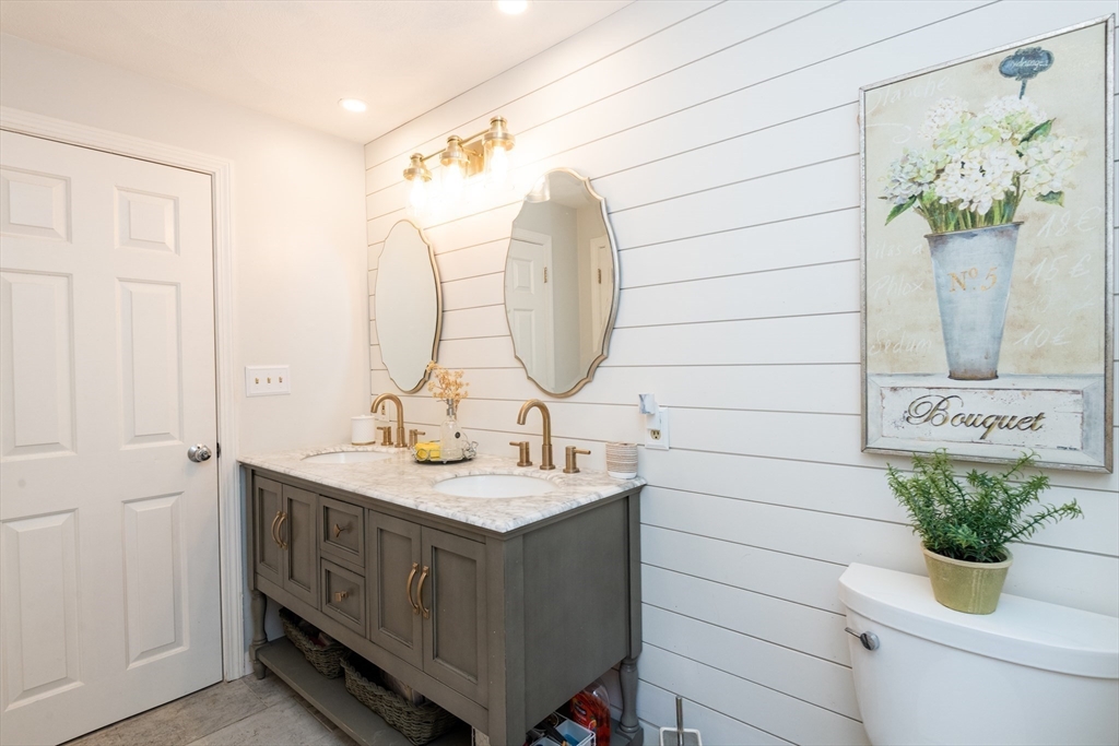 5 Curve Road Stoneham, MA 02180 - Photo 30 of 42 Gallery Image 30