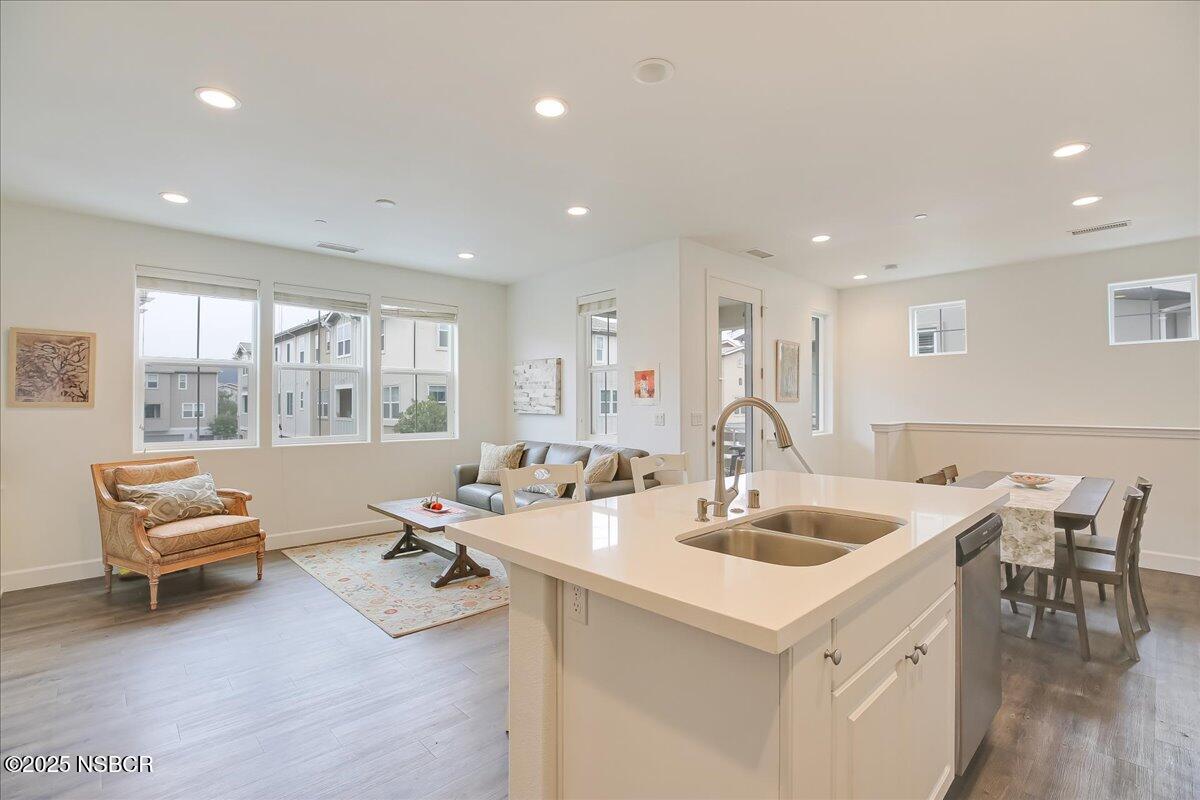 249 Deming Way, Unit 25 Buellton, CA 93427 - Photo 7 of 28 7