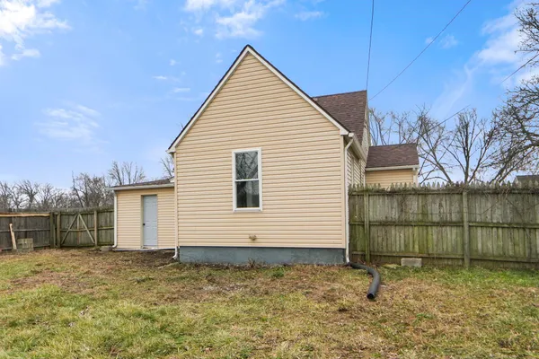 $156,000 | 2208 Maplewood Road, Fort Wayne, IN 46819