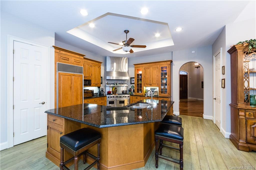 7069 Regatta Court Tega Cay, SC 29708 - Photo 7 of 28 Gallery Image 7