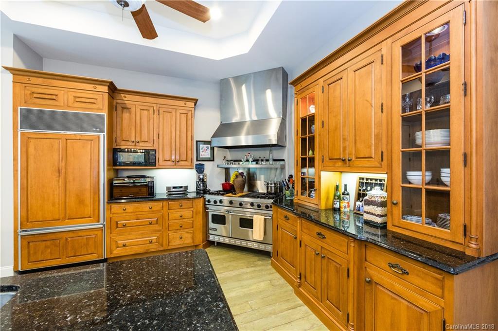7069 Regatta Court Tega Cay, SC 29708 - Photo 10 of 28 Gallery Image 10