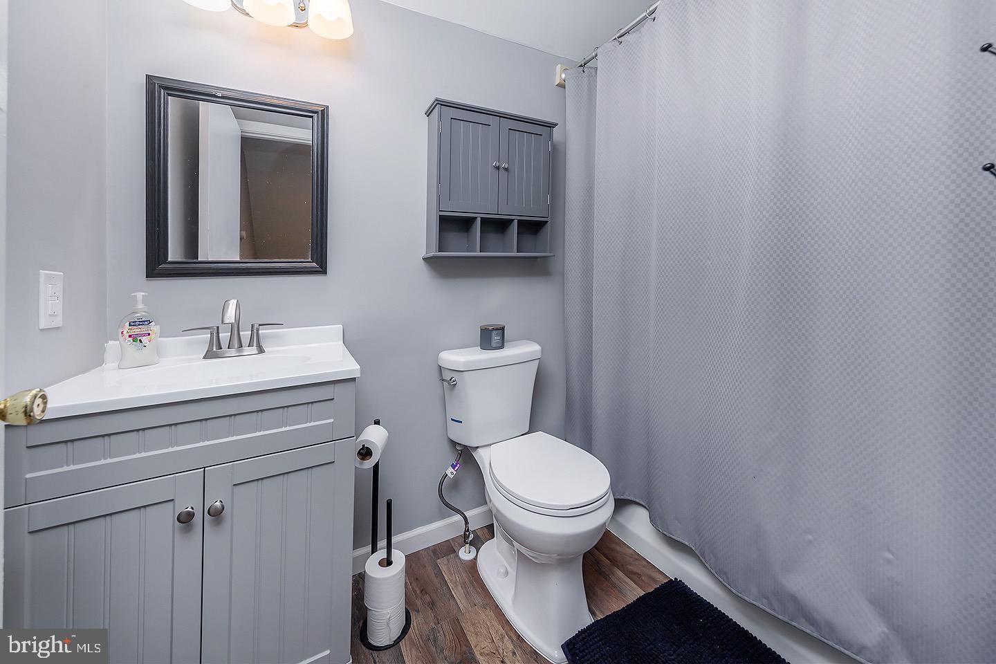 548 School House Road Williamstown, NJ 08094 - Photo 12 of 21 2nd Floor - Full Bath
