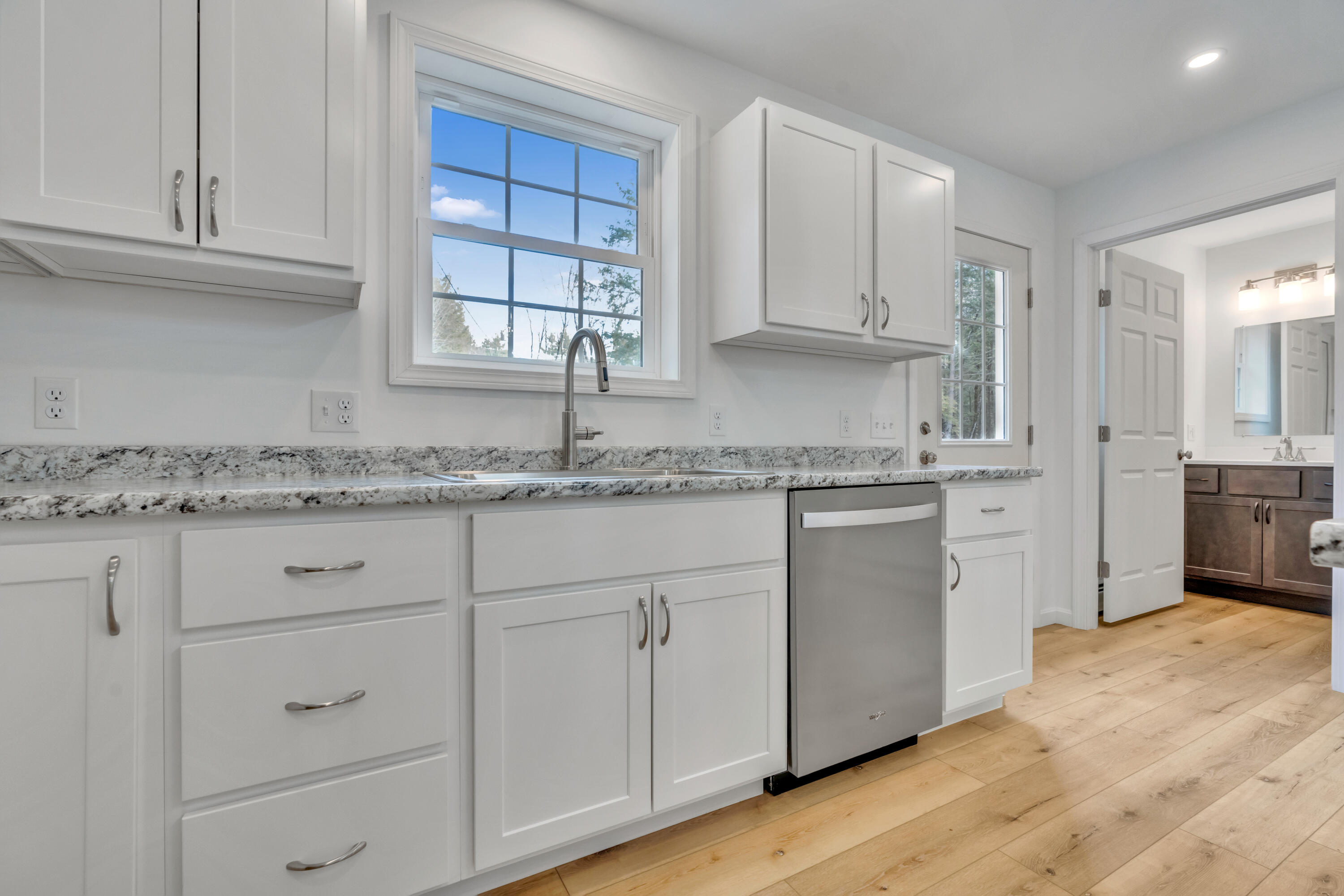 511 South Road Parsonsfield, ME 04047 - Photo 7 of 48 _DSC8485