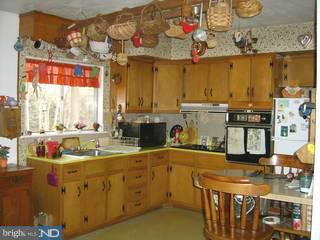 3160 Chestnut Hill Road Pottstown, PA 19465 - Photo 2 of 6 Gallery Image 2