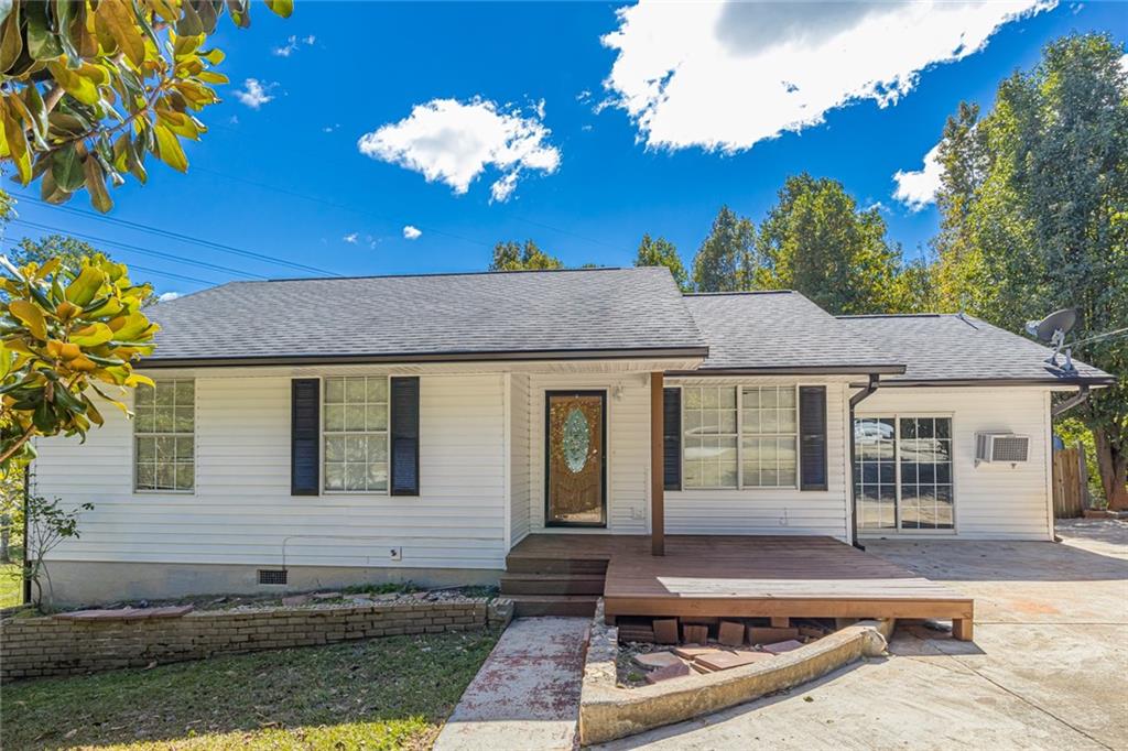 3084 Barrett Road Gainesville, GA 30507 - Photo 1 of 1 a front view of a house with a yard