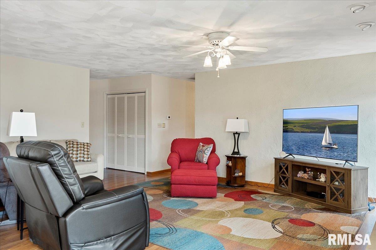 2521 Huntleigh Road Springfield, IL 62704 - Photo 16 of 41