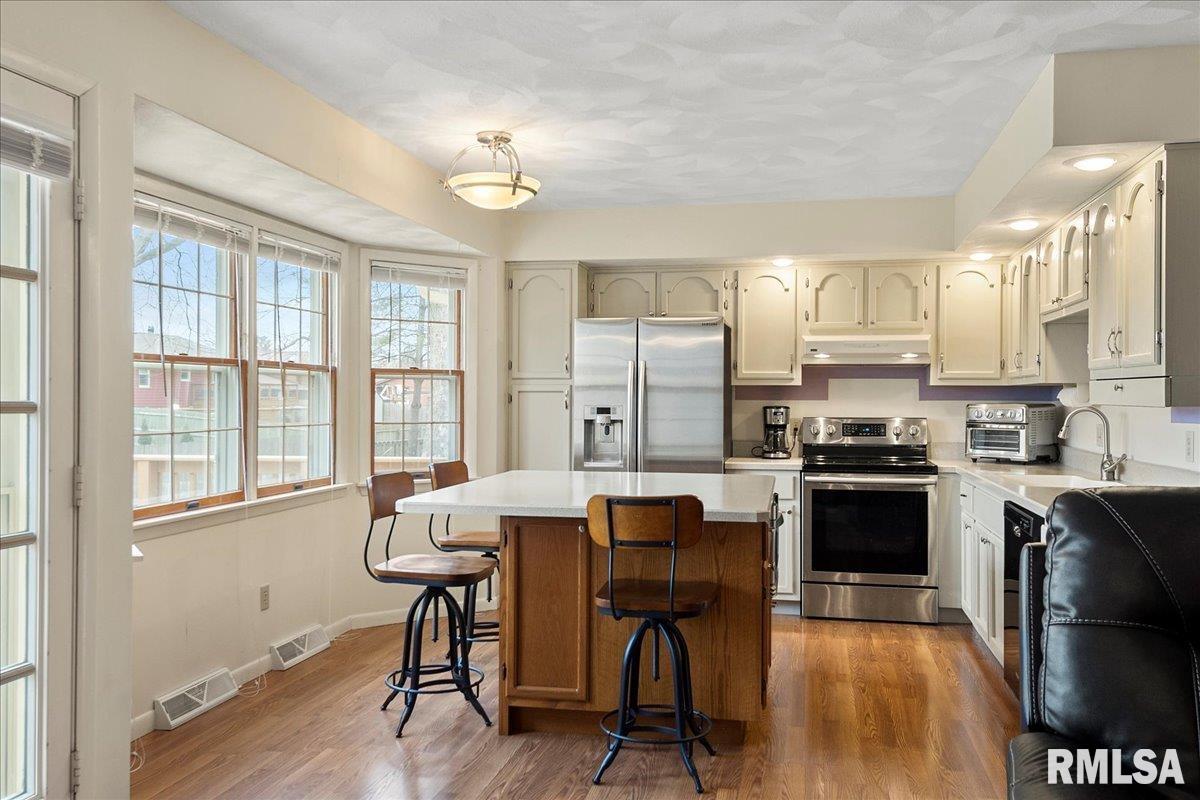 2521 Huntleigh Road Springfield, IL 62704 - Photo 10 of 41