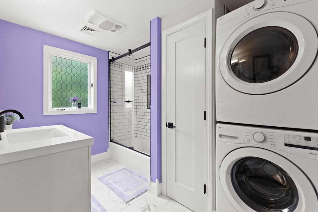 75 Narrows Road Freetown, MA 02702 - Photo 10 of 40